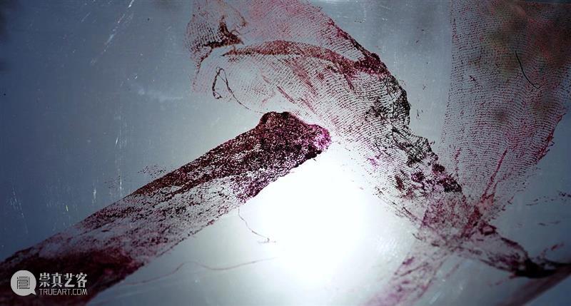 LONG玩艺儿 | 王璜生个展“呼/吸”正式开放,新作传递不安与紧张 博文精选 王璐 王璜生 新作 LONG 玩艺儿 个展 春夏 汕头 老家 医院 病人 崇真艺客